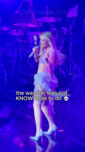 HOW is she moving like this 😭💀 #zaralarsson #shorts