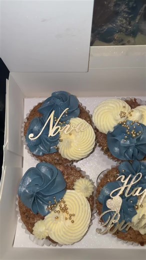 Delicious Oreo Cupcakes with Creamy Filling