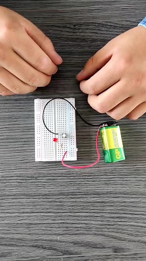 Aprende a construir tu propio #circuito #electrónico 😎 #pyf #arduino #programacion #curso
