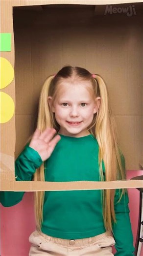 📦 DIY TV CRAFT: Let’s Build a FUN Pretend Screen! 🎉