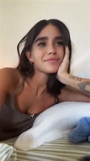 Kinley 🐉 on Instagram: "Thought it through? Nah, I just went for it! #kinllleyextra #viralreel #usa #model #explore #explorepage #trending #viraltrendyreels #reels #viralgirl"