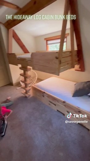 Cozy Log Cabin Bunk Bed Design for a Rustic Retreat