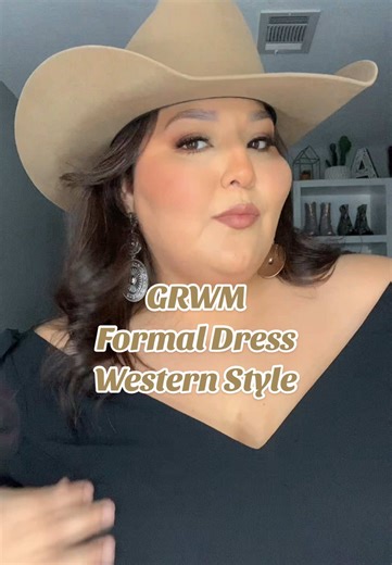 @Ever Pretty Store for your Formal Dresses. They carry up to Plus sizes. #formaldress #plussizeedition #paratitiktok #outfitinspo #xv