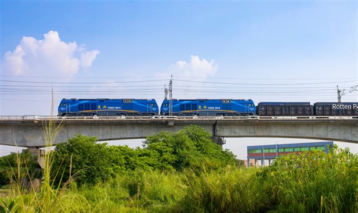 55002试运转列车广珠独家视角！双机FXN5C牵引50+节货列上大桥