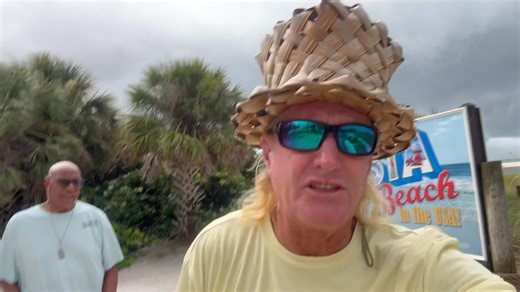 July 4 2025 good morning beach report!!!🛵🛵❤️❤️👍👍 #brucespringsteen | Scooter of the Beach