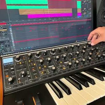 Moog Sub/Subsequent 37 Techno Soundbank Vol.2 Demo - ARP Zephir #soundbank #techno #moog #sub37
