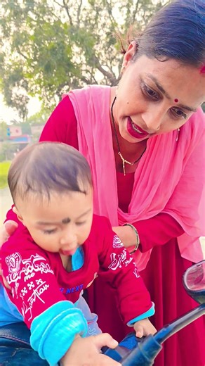 बाबू खूब खेल रहा #gorakhpuriyabhauji53 #gorkhpuriya