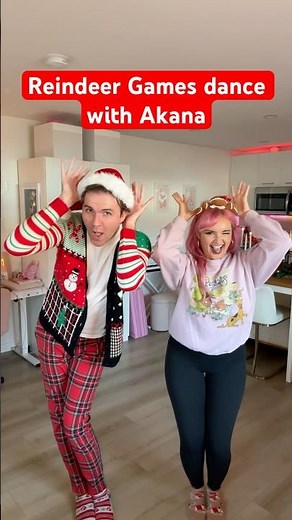 attempting the Reindeer Games dance with ‪@akana_official‬ 🦌🎄