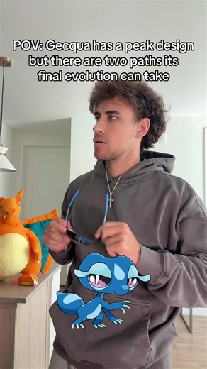 Which way is it going to be, gecko boy? #starterpokemon #pokemoncommunity #fyp #pokemon #pokemongo