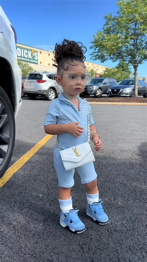 #viral #fyp #fypシ #trending #trendi #outfit #outfitinspiration #model #icespice | Alessia