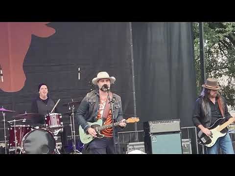 Django Walker at performing "Texas Longhorn" at Longhorn City Limits 11/25/2022