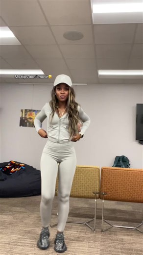 Trying a Skirt Challenge Fail 😂