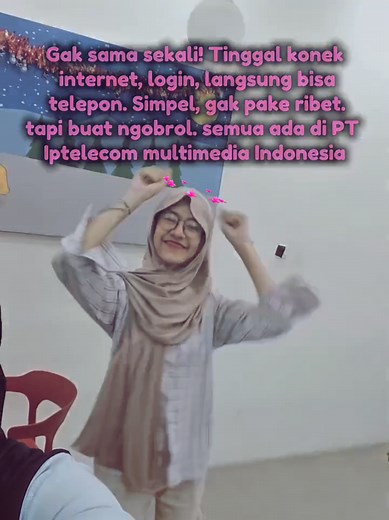 Telepon tapi kece, fleksibel, dan hemat? Yes girl, VoIP jawabannya 💄📞✨ Buat kamu yang masih mikir ini ribet, waktunya kenalan lebih deket sama VoIP~ Gak ribet, gak jadul, cuma butuh internet! #VoIPBestie #CeweSmartPakeVoIP #TalkSmart #VoIPItuKita #voip #iptel