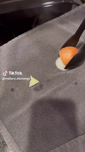 Home Remedy for Ear Infections: Steaming Onion Technique
