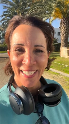 Andrea McLean on Instagram: "So far this year I have done two things that took me way out of my comfort zone. I went to a dance class. I was terrible. But I loved it, and I will be going back. (Apologies to everyone else there.) I started Spanish lessons. I was also terrible. I buffered like I’d lost internet connection every time I was asked a question. Hopefully that will pass. (I will also be going back, and apologies to everyone else there.) I’ve written about it in my first newsletter of th