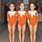 Tripletele gimnaste, la prima competitie oficiala