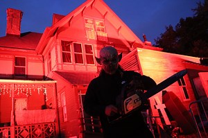 Kreischer Mansion’s ‘Dead by Dawn’ haunted house is now open for the Halloween season