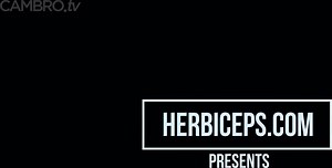 Kalli Sheppard (Show Stopper) - Sleeve Stretcher