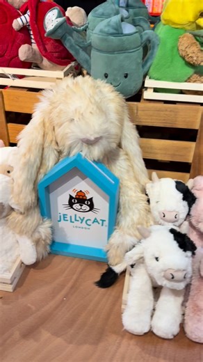 The spring #jellycat collection has arrived! Available in all Bert’s Homestore branches 🤗 🐇 🌼 🥕 🐷 🐮 🐑 🐻 #brighton #brilliantbrighton #brightonnorthlaine #hove | Bert's Homestore