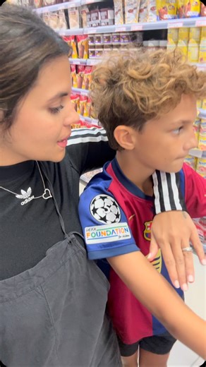 techy on Instagram: "No se cuando duran mas las meriendas… si de vacaciones o en el colegio? 😂😂 RD$ 1500 que rindieron!! Gracias señor por @lider.do @jumbo_rd"