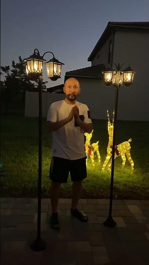 These Solar Post Lights are super easy to install and come with warm lights #solarpostlight