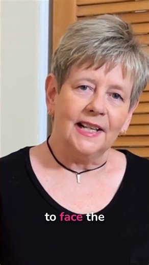 🤯 Emotional Clutter: Why You Can't Let Go & How To Break Free!