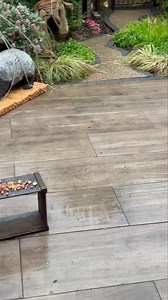 7.9K views · 1.3K reactions | It’s another cold and wet night here in Narnia but windows have been cleaned, food is ready and we’re all ready to go live. I won’t put the foxes food out at the back of the hedge until later so hopefully the foxes will come into the garden 力說❤️ | Mr Lumpy & Friends. | Facebook