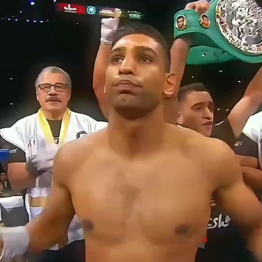 Boxing Highlights: Amir Khan's Speed and Power