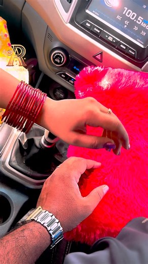 AR SUMANGALI FANCY on Instagram: "Evergreen plain bangles Online orders Also available World 🌎 wide Shipping ✈️ Contact: 9566333116 1.✨👶🏻Baby Shower Specialist!💎 2.All Types of Trending & Unique Bangles Are Available!✨💫 3. Customized Bangles Available Just for You! 4.✨👶 "Perfect Baby Shower Return Gifts!✨ 5.💫Top-Quality Bangles, No Compromises!🚚 6✨Instant Delivery in Tamil Nadu (1 Day) & 2-3 Days Across India! #arsumangali in#babyshowerbangles #fancystore #apsarabangle ❣️ #valakappu #rai