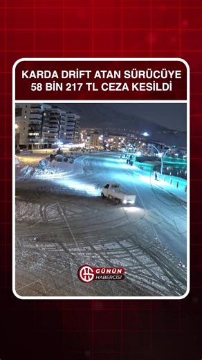 Karda tehlikeli hareketler yapan kamyonet sürücüsüne ceza yağdı. Sadece 27 saniye süren driftin bedeli 58 bin 217 TL olurken, araç 60 gün süreyle trafikten men edildi. #haber #haberler #kar #drift