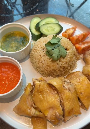 Hainanese Chicken Rice Recipe: A Classic Dish Made Easy