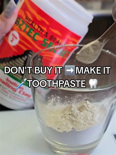 ​No chemicals, zero waste, just 4 clean ingredients. 🚫🪥 Here is how I make my homemade clove toothpaste right in a 4 oz jar! 👇 ​⚡ HOW TO USE & STORE: ​How much: Just a pea-sized amount on your brush. ​Shelf Life: Lasts 2–3 weeks. To make it last 1–2 months, skip the water! ​⚠️ CRUCIAL TIP: Never use metal! Metal deactivates the bentonite clay. Stick to glass and wood! 🪵 Keep wet brushes out of the jar to keep it fresh! ​#HomemadeToothpaste #ZeroWasteLiving #NaturalOralCare #AllNaturalProduct