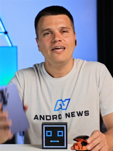 Як підключити ДВІ пари навушників до ОДНОГО смартфона Samsung? 🤯 Забудьте про незручну звичку ділитися одним навушником із другом у дорозі! Тримайте круту фішку (до речі, працює навіть з AirPods!): 1️⃣ Поєднуємо обидві пари навушників із телефоном по Bluetooth. 2️⃣ Опускаємо шторку та натискаємо «Вивід медіаданих». 3️⃣ Ставимо галочку навпроти другої пари. Бінго! 🎧🎧 Звук іде ідеально синхронно, а головне — з'являються два окремі повзунки, щоб кожен міг налаштувати гучність чисто під себе. Збе