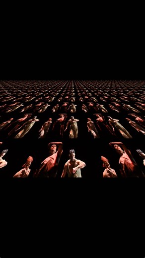 Matthias Knapp on Instagram: "ELEMENTALES >>>>>> Teoría de gravedad >>>Coreografía: Ruby Gámez #dancephotography #danzacontemporanea"