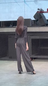 1.2M views · 6.2K reactions | Đi Casting bị từ chối, sau 1 năm Á hậu Tường San quay lại “phục thù” NTK Ivan Trần #viral #fyp #avifw #Runway | Beauty Queen | Facebook