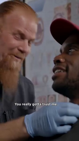 Anthony’s been having trouble with his voice, so he visits a speech-language pathologist who’s worked with talent like Shawn Mendes, Donnie Wahlberg and Liam Galllagher — and he basically gets a throat massage. (it looks weird and probably feels even weirder, but it worked!) Watch A User’s Guide to the Voice, streaming free on CBC Gem 📺: lnk.bio/cbcdocs | CBC Docs