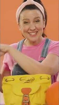 Elmo Wakes Up & Gets Ready for School Song! #shorts