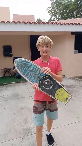 Mastering Cruiser Skateboarding: Ollie Tricks & Techniques