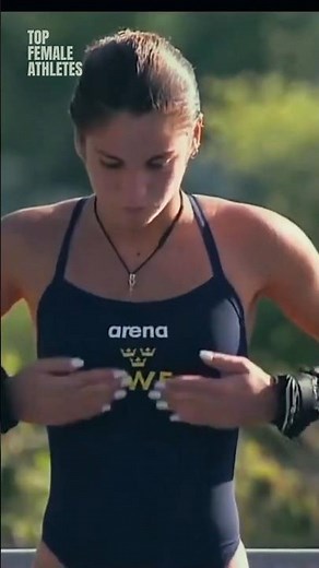 Irene Pesce – The Beauty of Women's Diving 🌊✨ #foryou