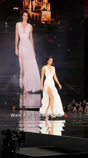 Kendall Jenner Walking For L’Oréal Paris #kendalljenner #lorealparis #supermodel