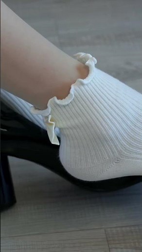 White Socks & Black Heels Foot Detail | 白袜黑色高跟鞋足部细节 | Foot Muse