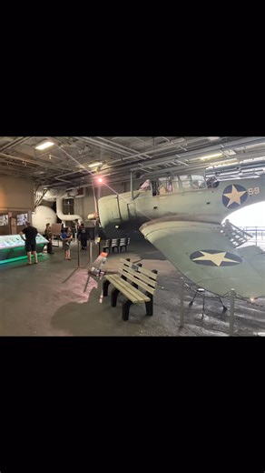 29 reactions | USS Midway (CV-41) | Aviadores Del Caribe | Facebook