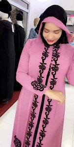 être chic et glamour tout en respectant le dress code islamique.tel 00223 77774343 Nous sommes ouvert du lundi au samedi de 8h à 20h à hamdallaye Aci 2000 vers la clinique lactele en face de Anam bko Mali | IBA Design