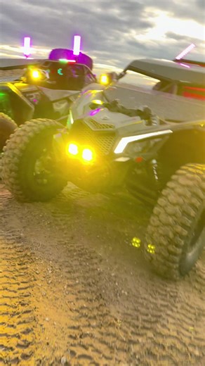 Friday post up 😈😈🔥🔥🫡📽️ #offroad #4x4 #utv #canam #contentcreator @Elektric Offroad Designs @Marshin Whips @Baja Designs @Can-Am Off-Road @UTV Source @@lucky_whips