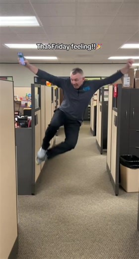 That Friday Feeling: Share Your Gif!