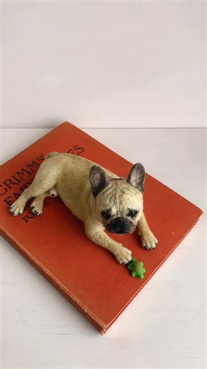 1.5K views · 288 reactions | Custom needle felted sculpture of very much missed Theo 李 Mini Theo is made from wool over wire armatures and is approximately 18 cm long. #needlefelting #needlefelteddog #frenchbulldog #ふれぶる #petmemorial #羊毛フェルト犬 | Yuka Penny Felting | Facebook