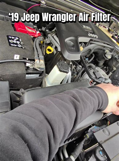 ‘19 Jeep Wrangler Engine Air Filter #povmechanic #povmeta