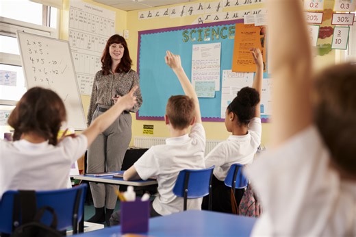 7 minutes of every lesson is lost to bad behaviour – and the man who visited 1,600 schools says it 'starts at home' - Netmums