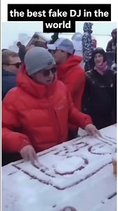 Best Fake DJ #short #memes #shortsvideo #shorts #music #housemusic #techhouse #viral #viralvideo