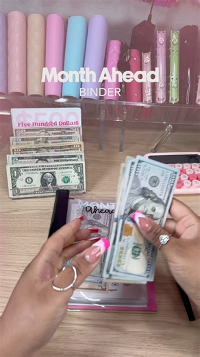 81K views · 888 reactions | The freedom I’ve felt since working toward being 6months ahead is insane. No matter what emergency life throws at me… I know my bills and expenses are covered. If I had credit card debt I’d be saving for those minimums too. Cash budgeting may not be a lifetime tool for you, but small changes like creating month ahead funds and sinking funds are something you can carry with you always. | Baddies and Budgets | Facebook